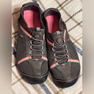 J41 TAHOE WOMENS SIZE 8.5 SPORT ADVENTURE WATER ready ATHLETIC SHOES